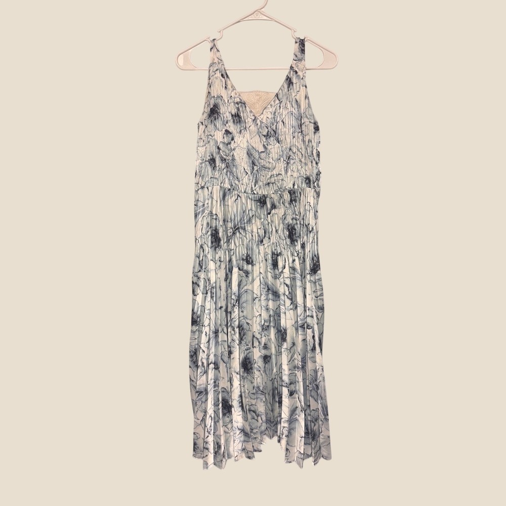 Vince Washed Lilly Floral‎ Pleated Midi Dress Women's Small Sleeveless V-Neck